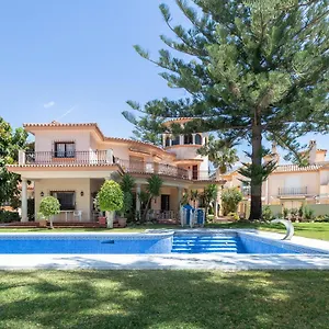 Belgravia House , Estepona España